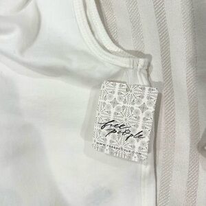 Free People Movement | White Top Size M